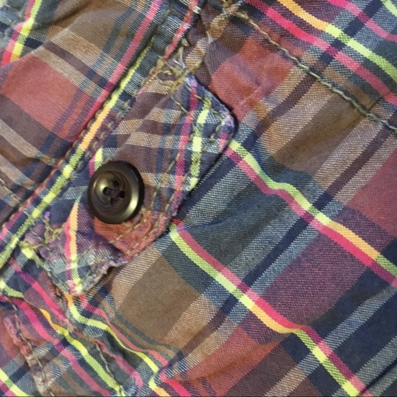 American Eagle Plaid Shorts Size 0 - Picture 4 of 4